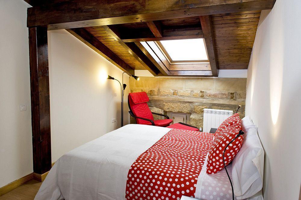 Apartamentos Turisticos Los Zapatos Morados Haro Exteriér fotografie
