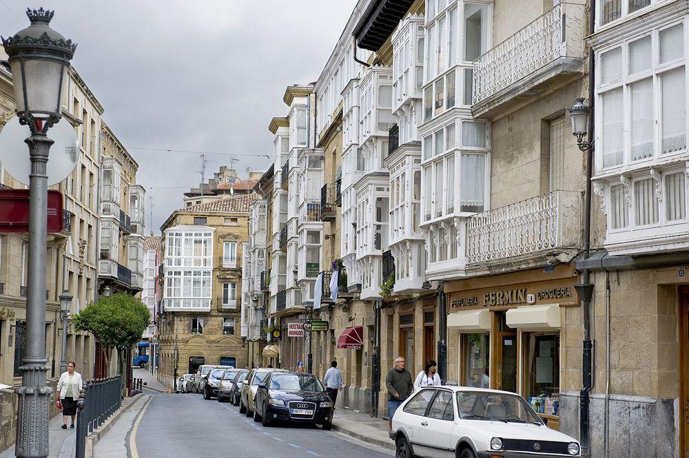Apartamentos Turisticos Los Zapatos Morados Haro Exteriér fotografie
